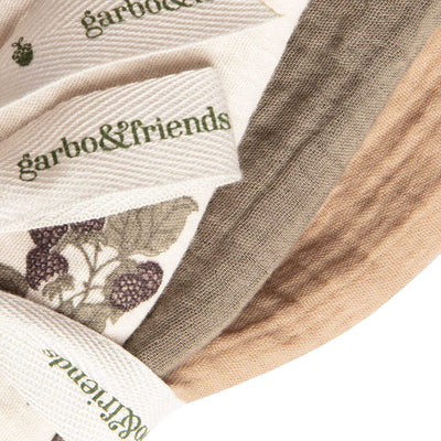 Garbo&Friends Blackberry Muslin Burp Cloths (Set of 3) - Garbo&Friends