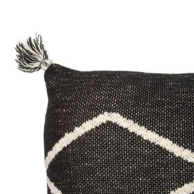 Lorena Canals Knitted Cushion Oasis Black - Lorena Canals